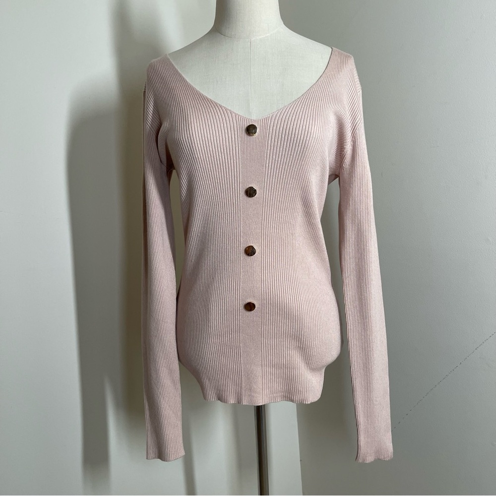 Amelie Boutik Dusty Pink Knit Pullover Sweater-SZ M-with Gold Button Detail